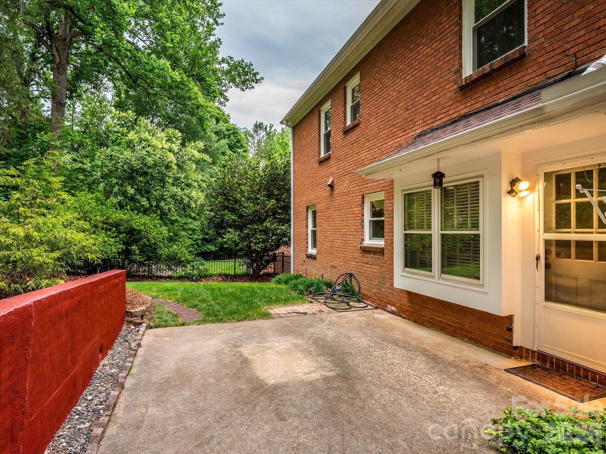 9607 Riddick Place Matthews NC 28105