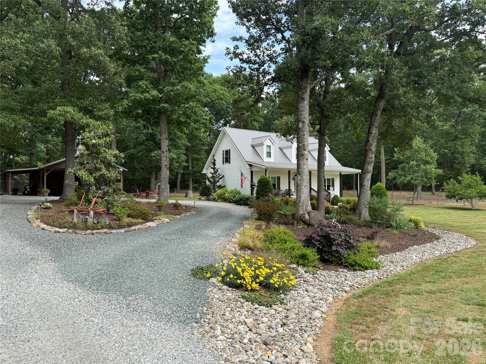 1744 Lowe Drive Catawba NC 28609