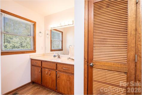 3855 Angelic Way Lenoir NC 28645