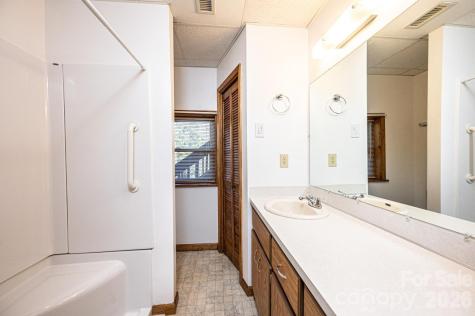3855 Angelic Way Lenoir NC 28645