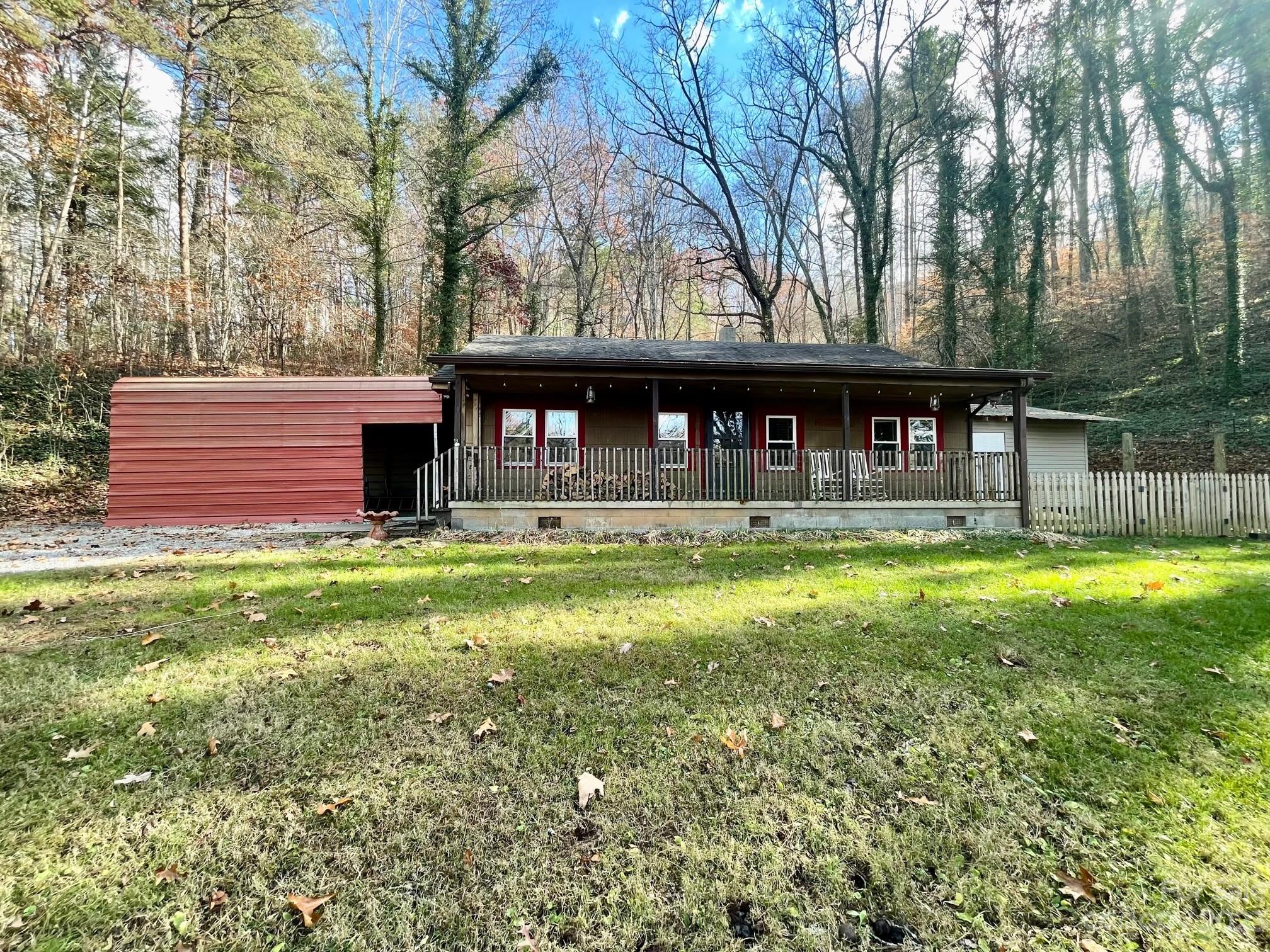 32 Saunooke Road Asheville NC 28805