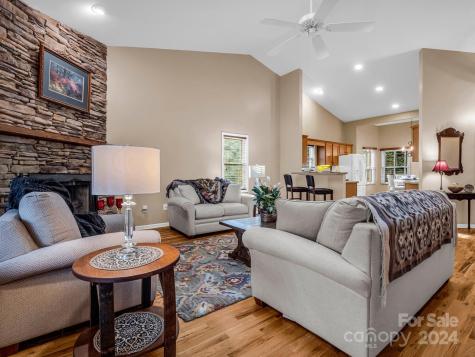 10 Duya Court Brevard NC 28712