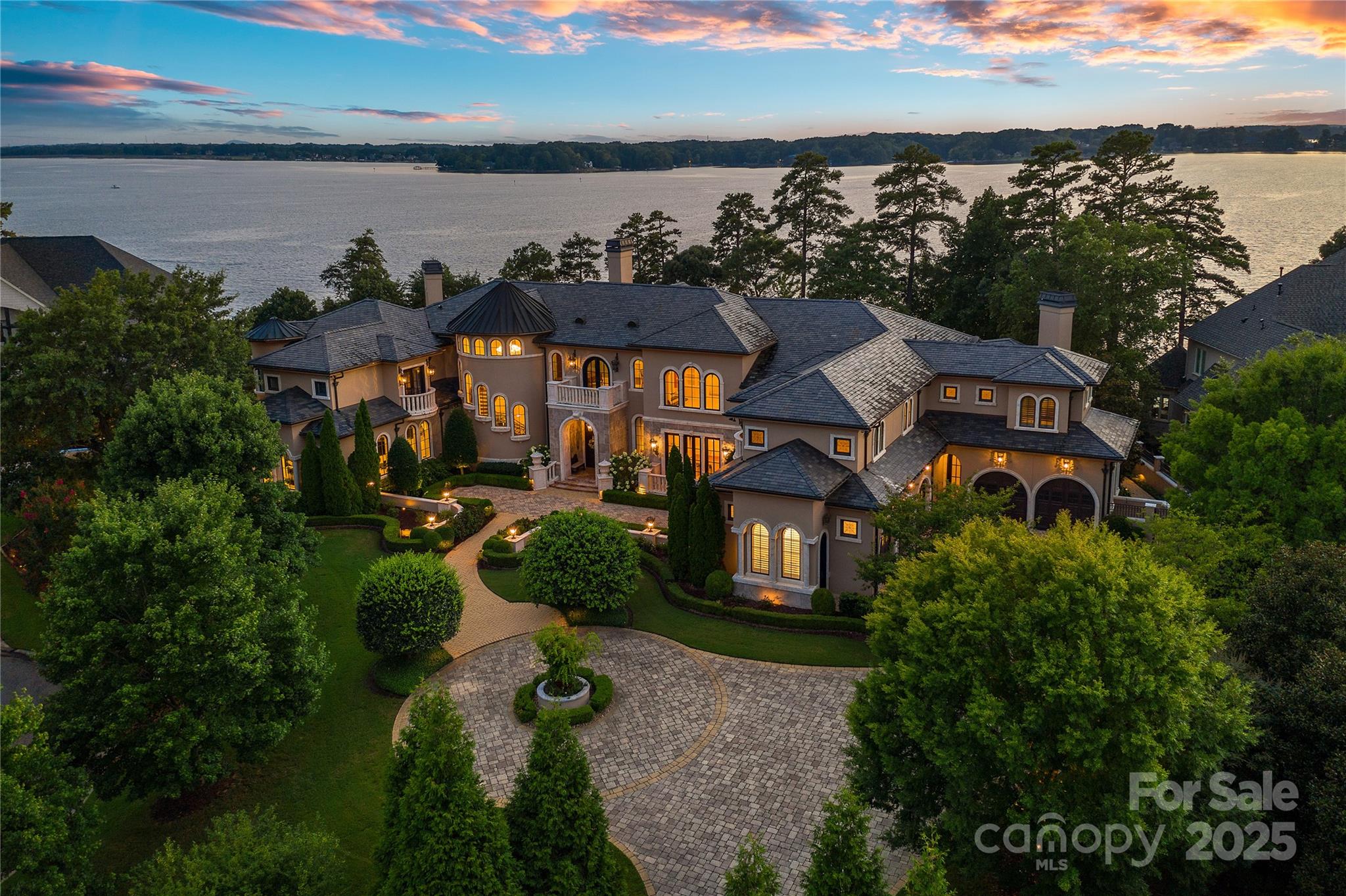 18019 Harbor Light Boulevard Cornelius NC 28031