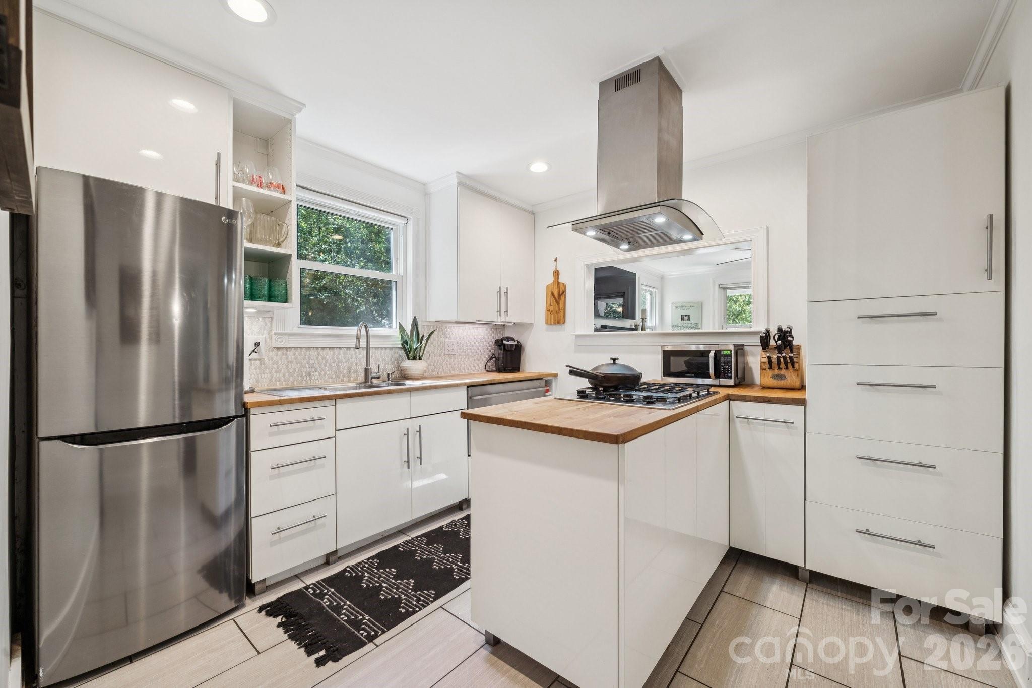 4416 Mcclure Road Charlotte NC 28216