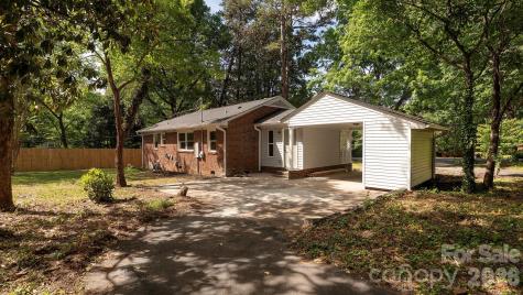 137 Birchwood Drive Charlotte NC 28214