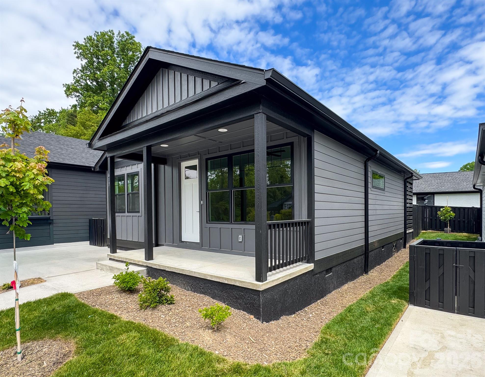 617 W Allen Street Hendersonville NC 28739