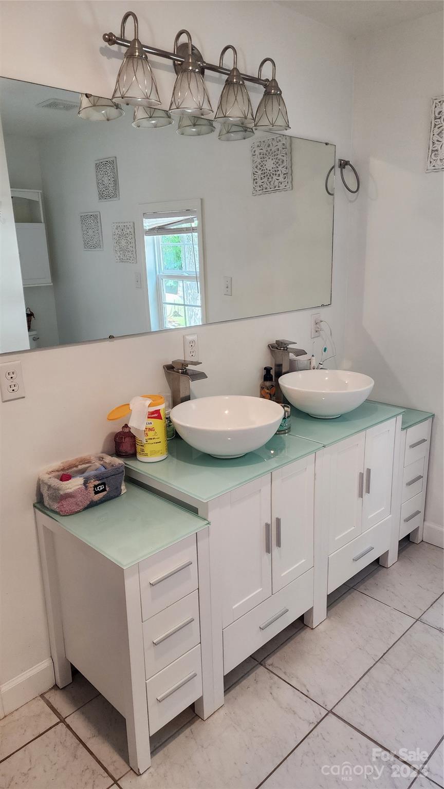 1235 Sulphur Springs Road Waynesville NC 28786