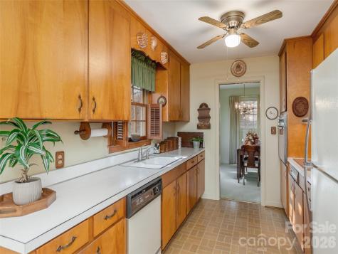 28 Westridge Drive Asheville NC 28803