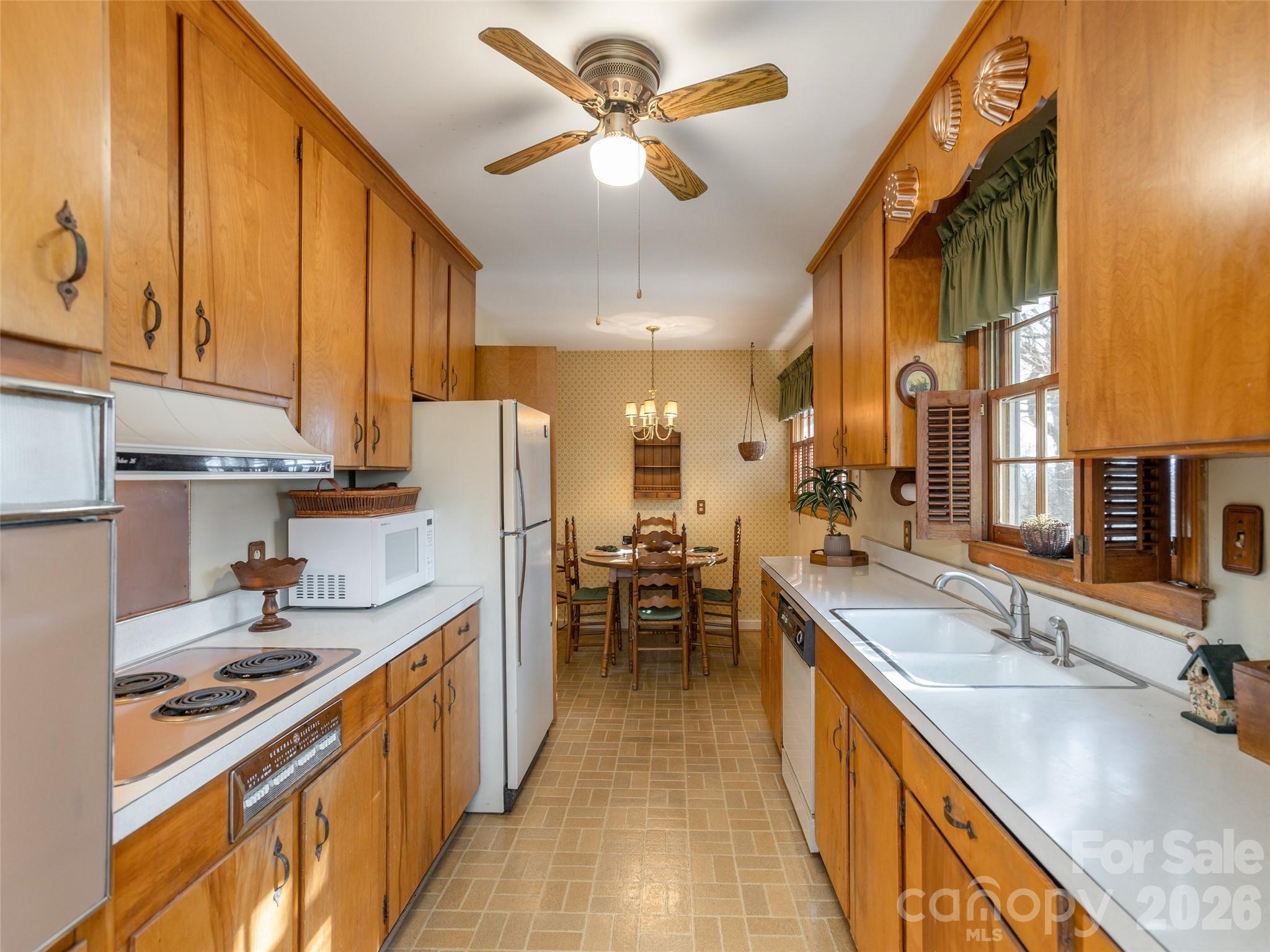 28 Westridge Drive Asheville NC 28803