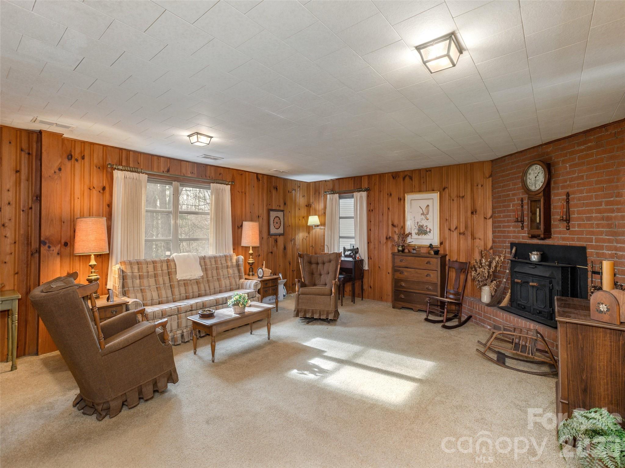 28 Westridge Drive Asheville NC 28803