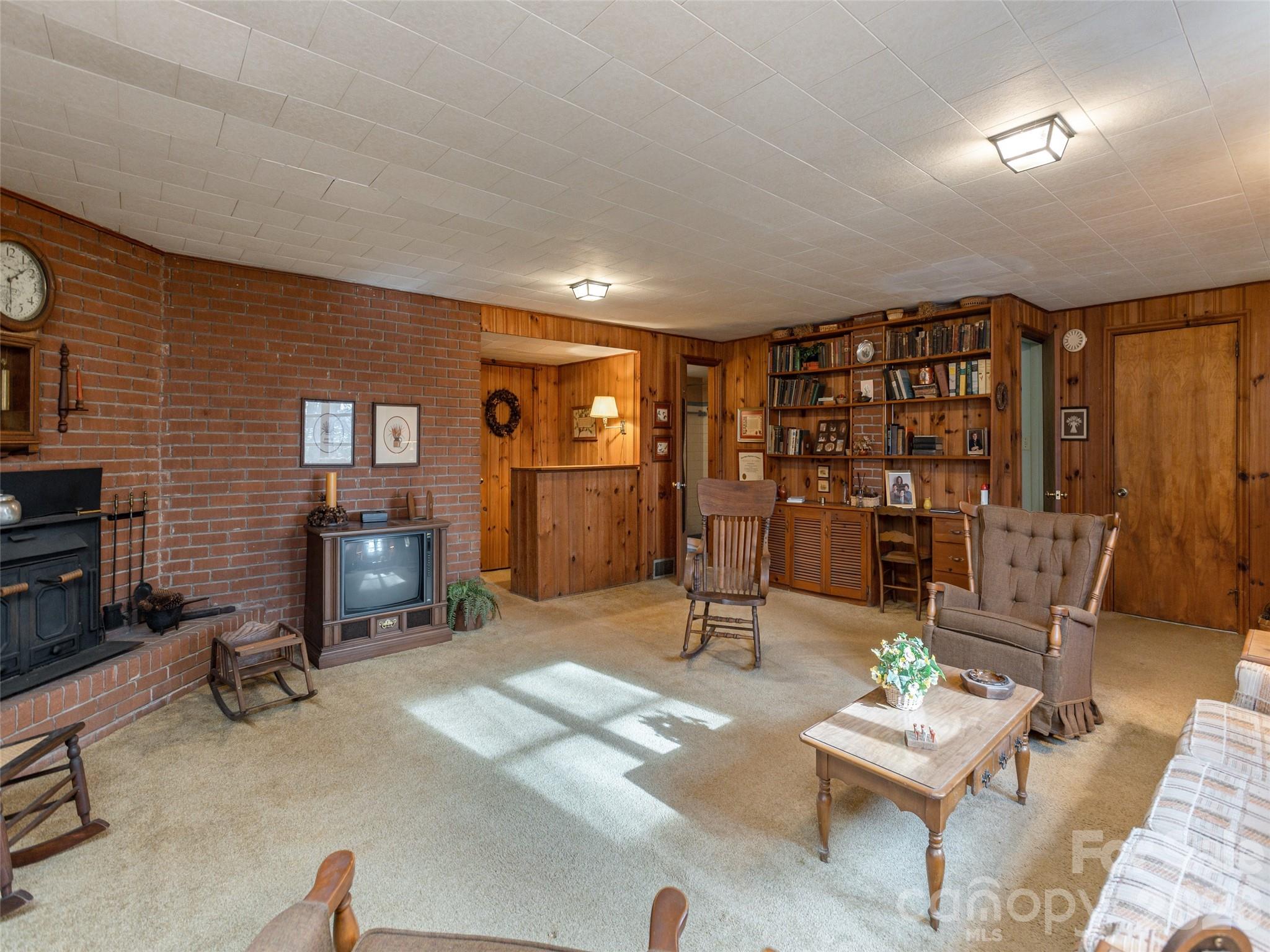 28 Westridge Drive Asheville NC 28803