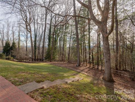 28 Westridge Drive Asheville NC 28803