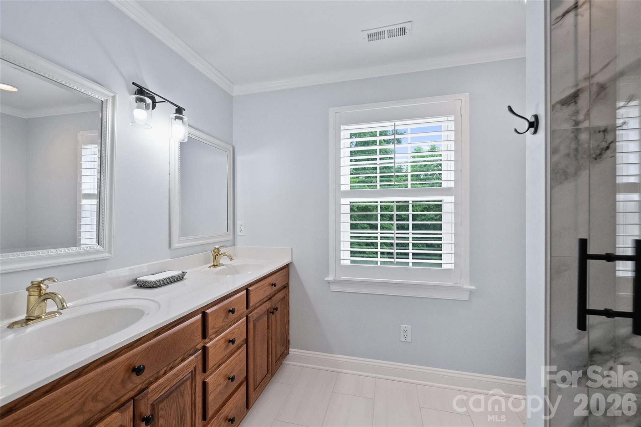 9470 Hutchinson Lane Charlotte NC 28216