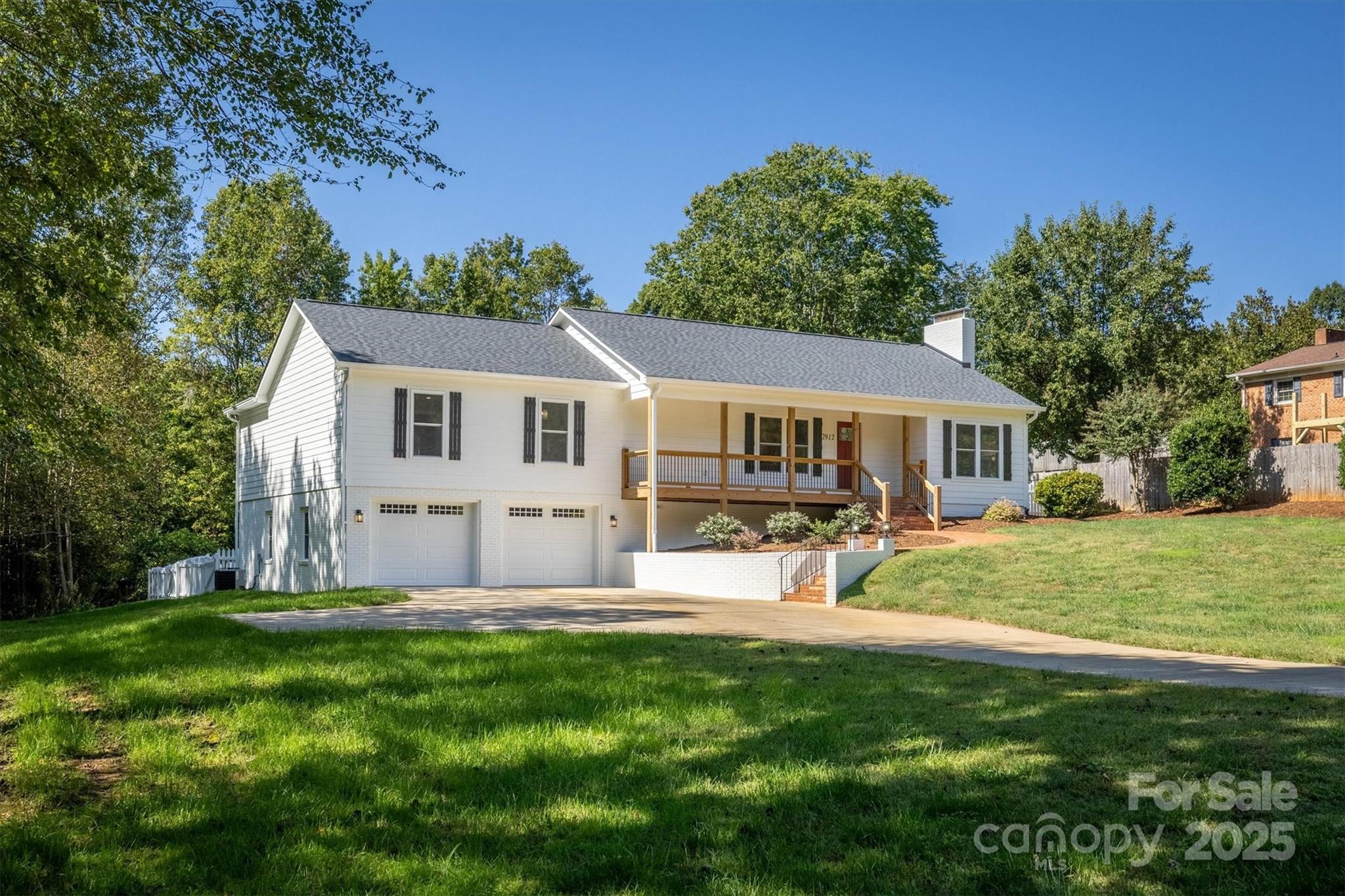 2912 Woodstream Drive Valdese NC 28690