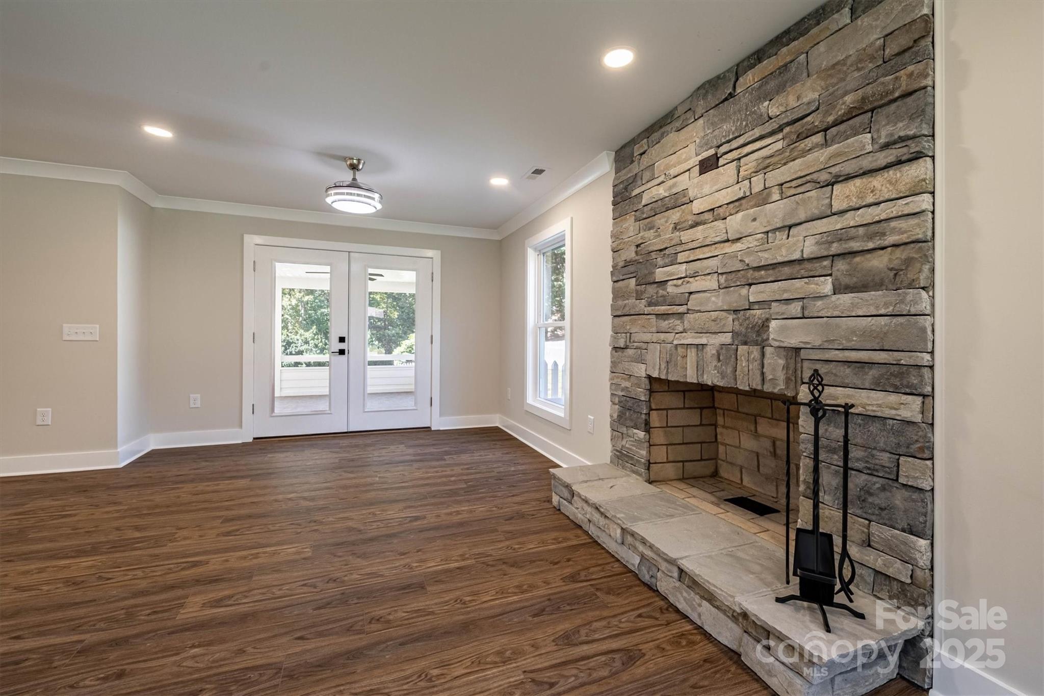 2912 Woodstream Drive Valdese NC 28690