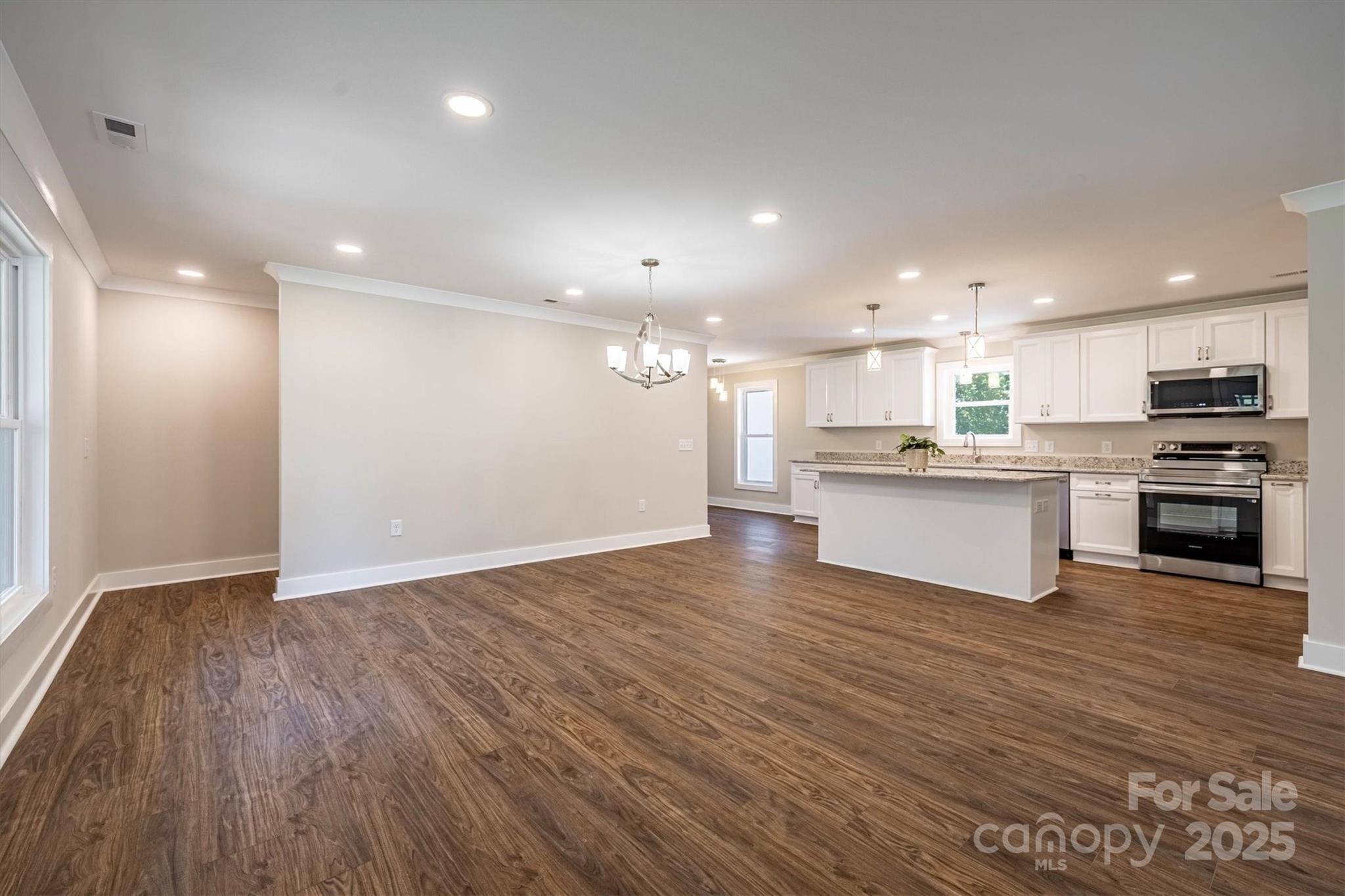2912 Woodstream Drive Valdese NC 28690