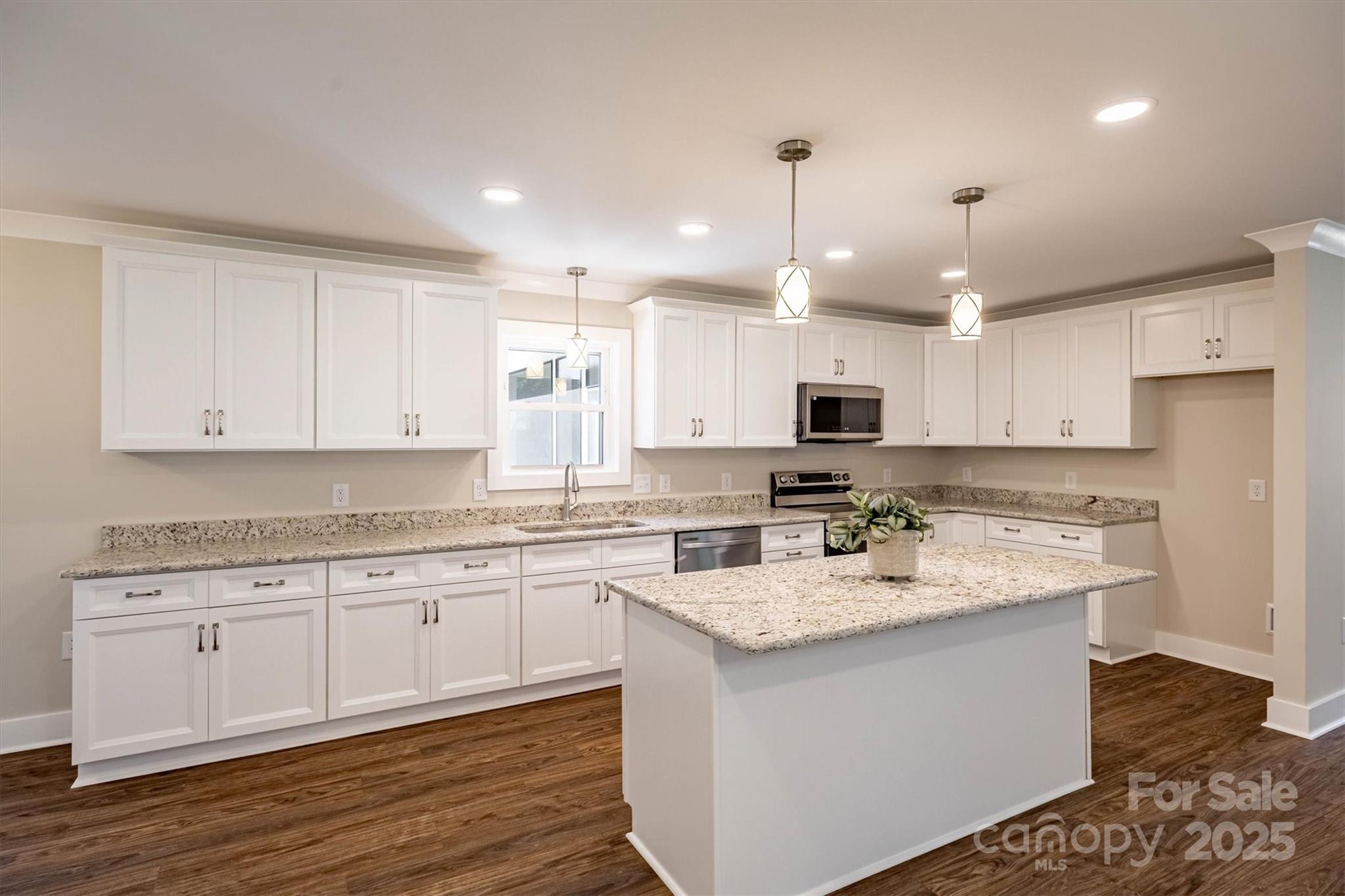 2912 Woodstream Drive Valdese NC 28690