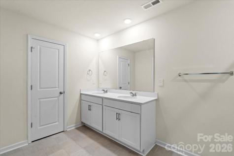 5043 Fandango Road York SC 29745