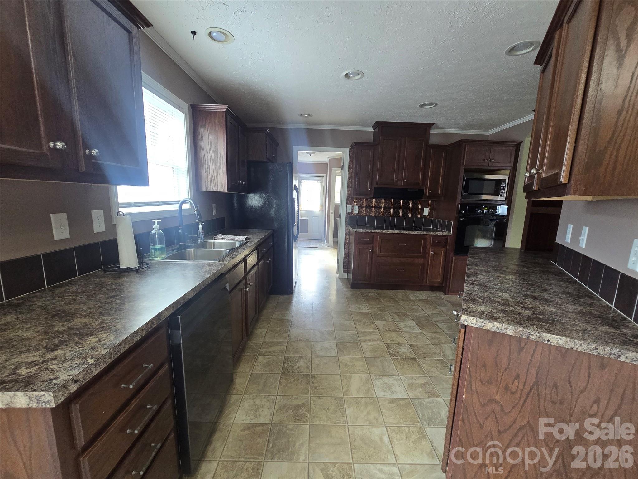 703 Garren Creek Road Fairview NC 28730