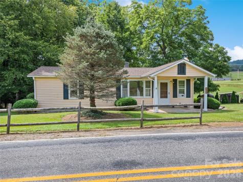 1714 Iron Duff Road Waynesville NC 28785