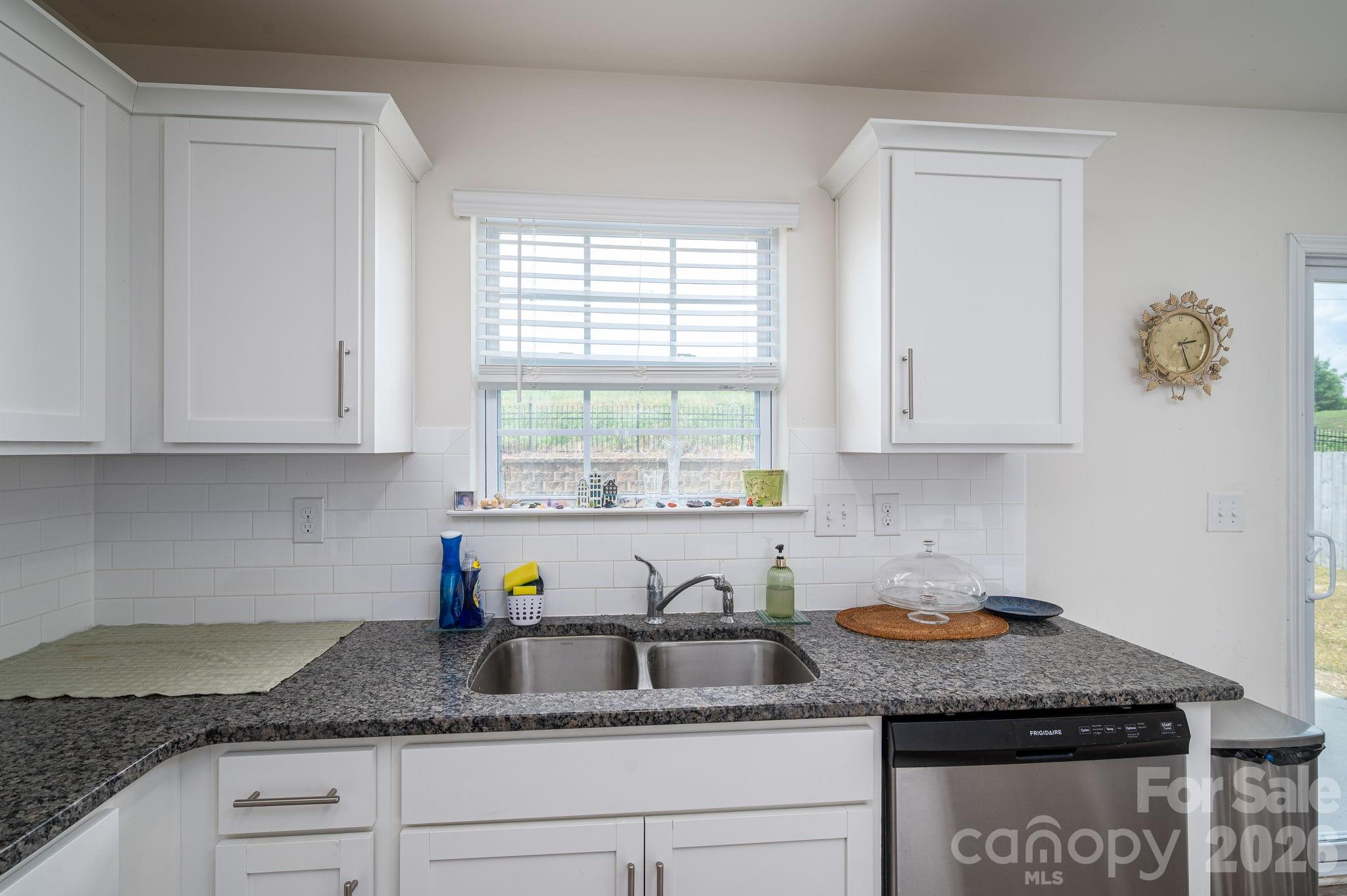 1536 Gaston Mountain Drive Dallas NC 28034