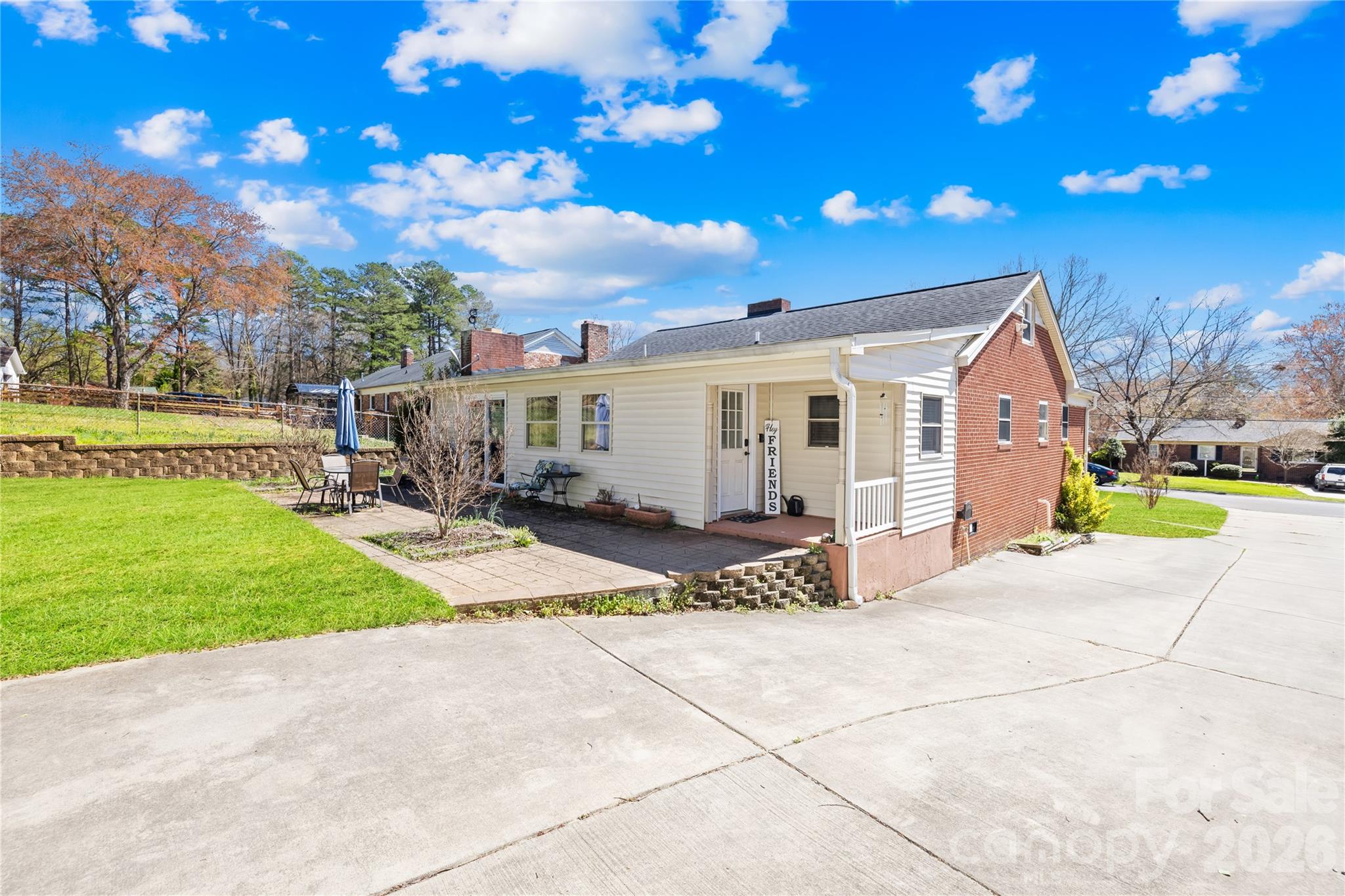 1912 Old West Lane Gastonia NC 28052