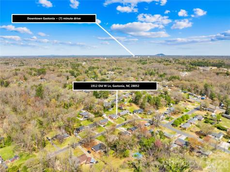 1912 Old West Lane Gastonia NC 28052