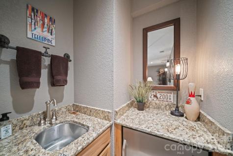 29 Bonnie Brae Drive Weaverville NC 28787