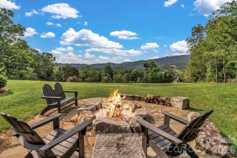 29 Bonnie Brae Drive Weaverville NC 28787