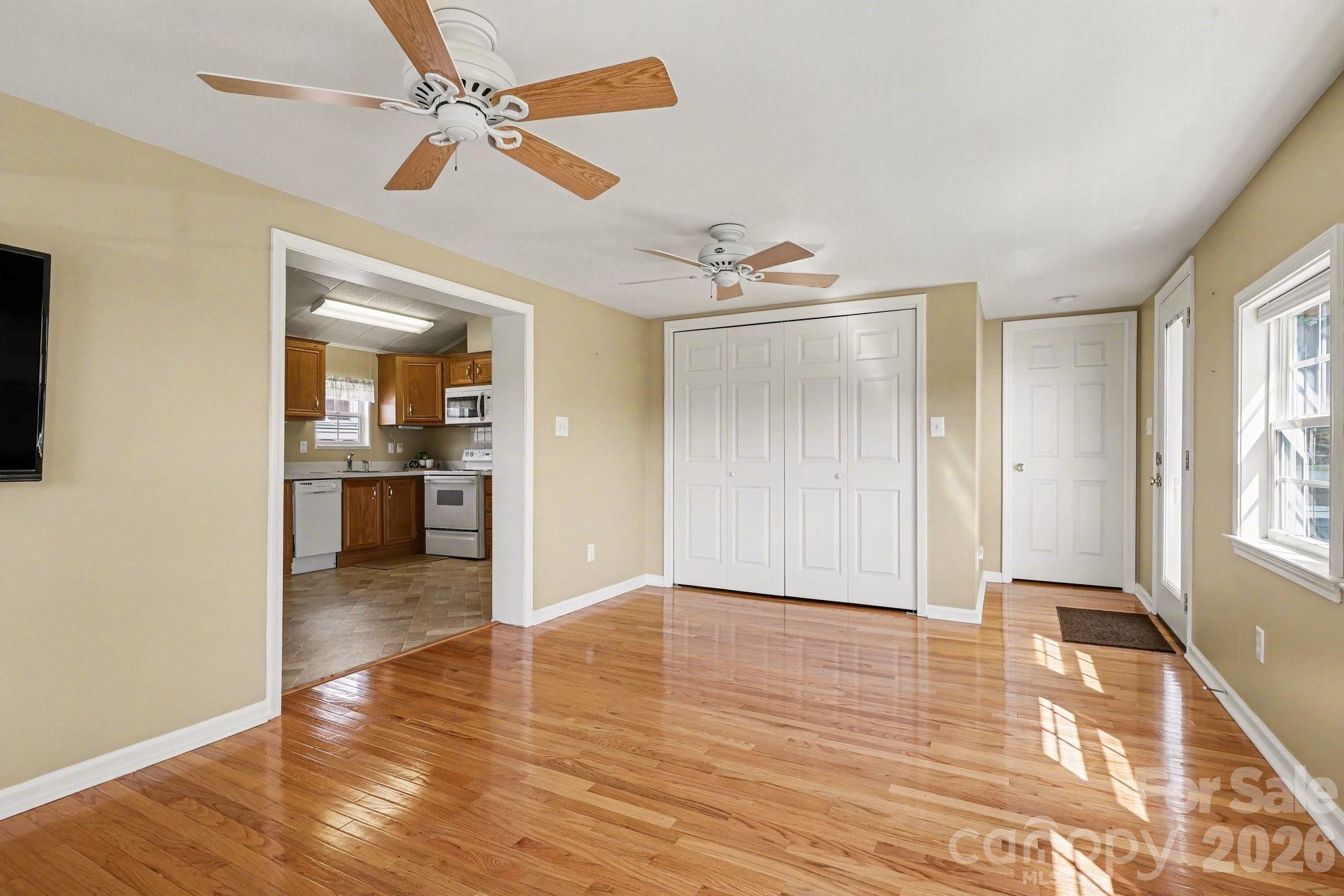 122 Maple Street New London NC 28127