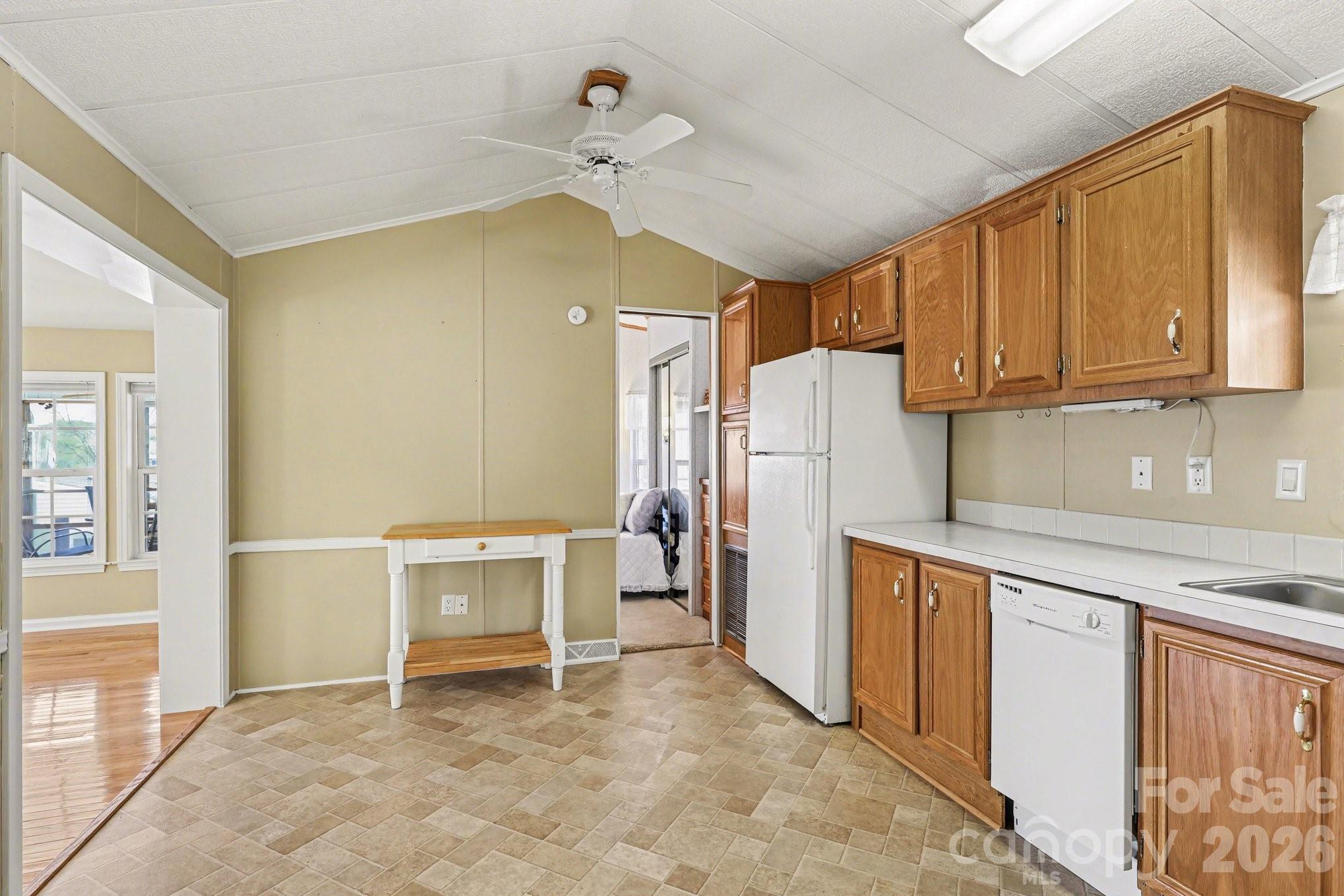 122 Maple Street New London NC 28127