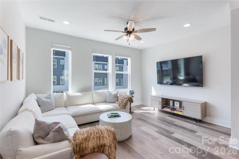 223 S Bruns Avenue Charlotte NC 28208