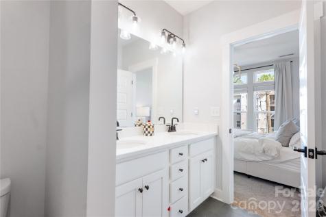223 S Bruns Avenue Charlotte NC 28208