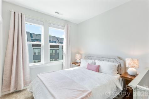 223 S Bruns Avenue Charlotte NC 28208