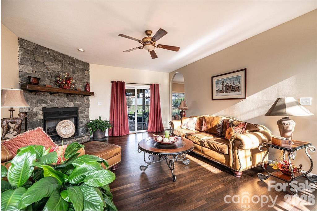 3992 Brickfield Street Hickory NC 28602