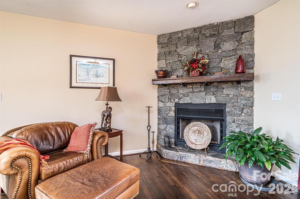 3992 Brickfield Street Hickory NC 28602