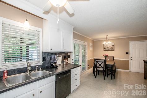 2426 Ashford Drive Newton NC 28658