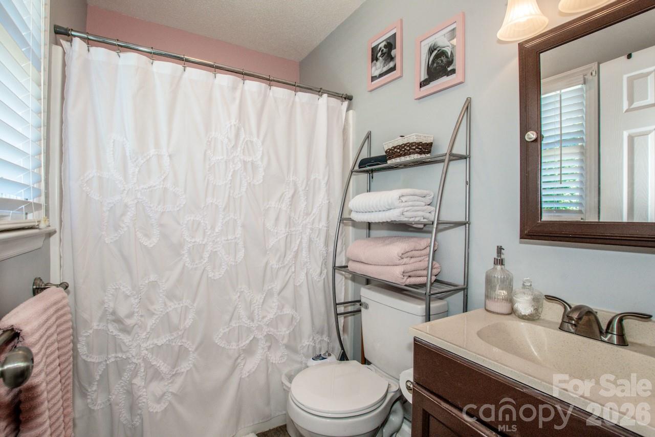 2426 Ashford Drive Newton NC 28658
