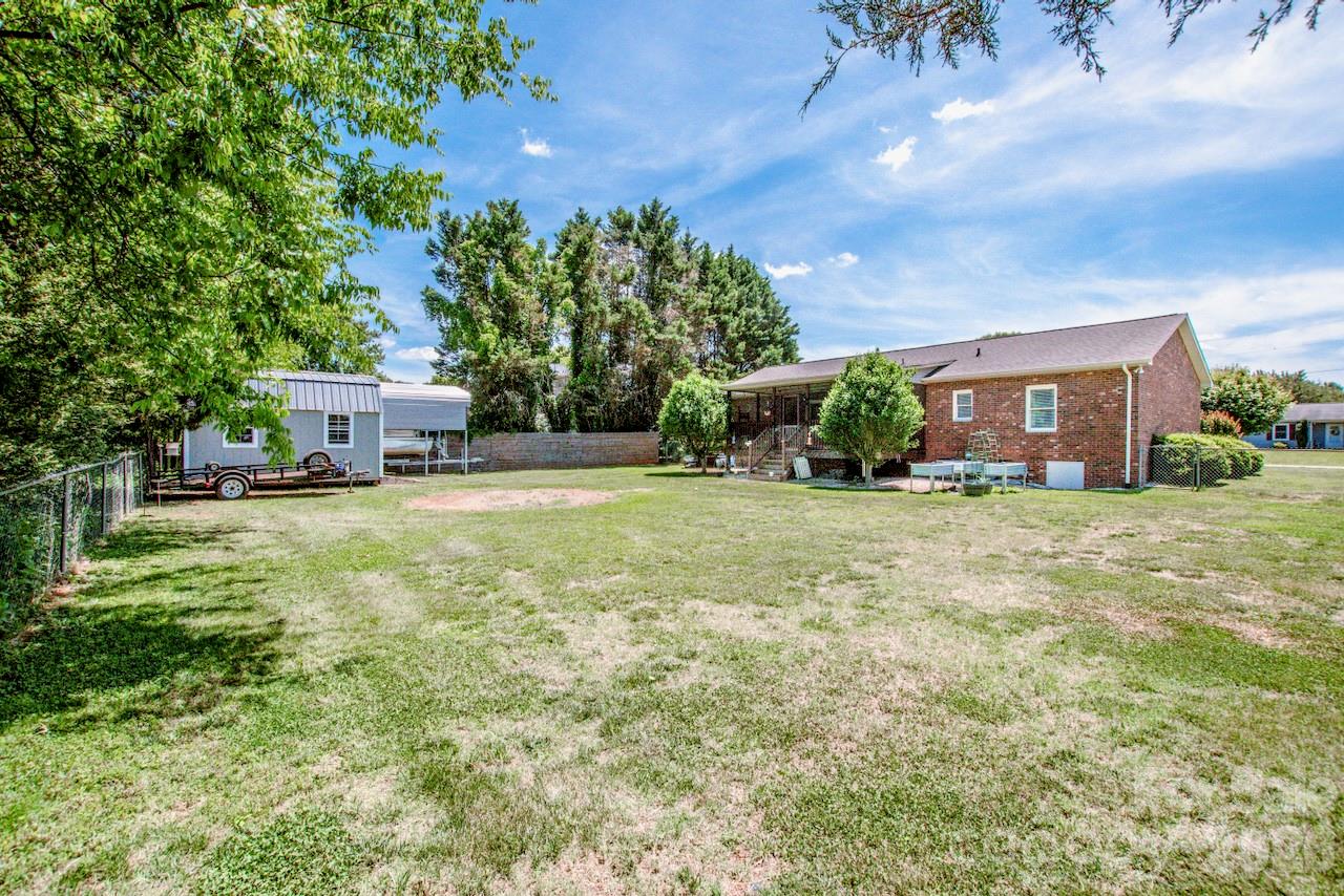 2426 Ashford Drive Newton NC 28658