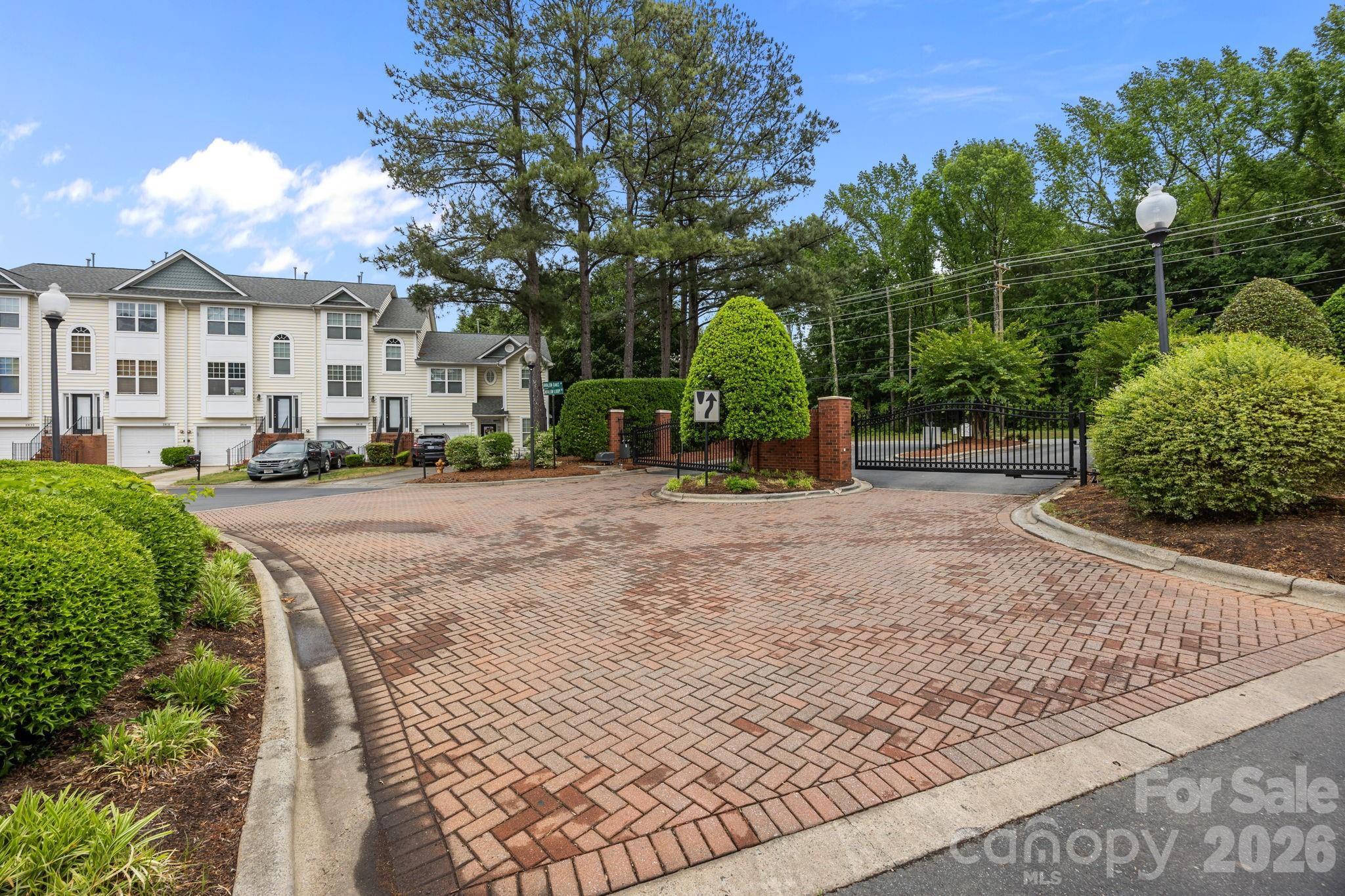 2750 Avalon Loop Road Charlotte NC 28269