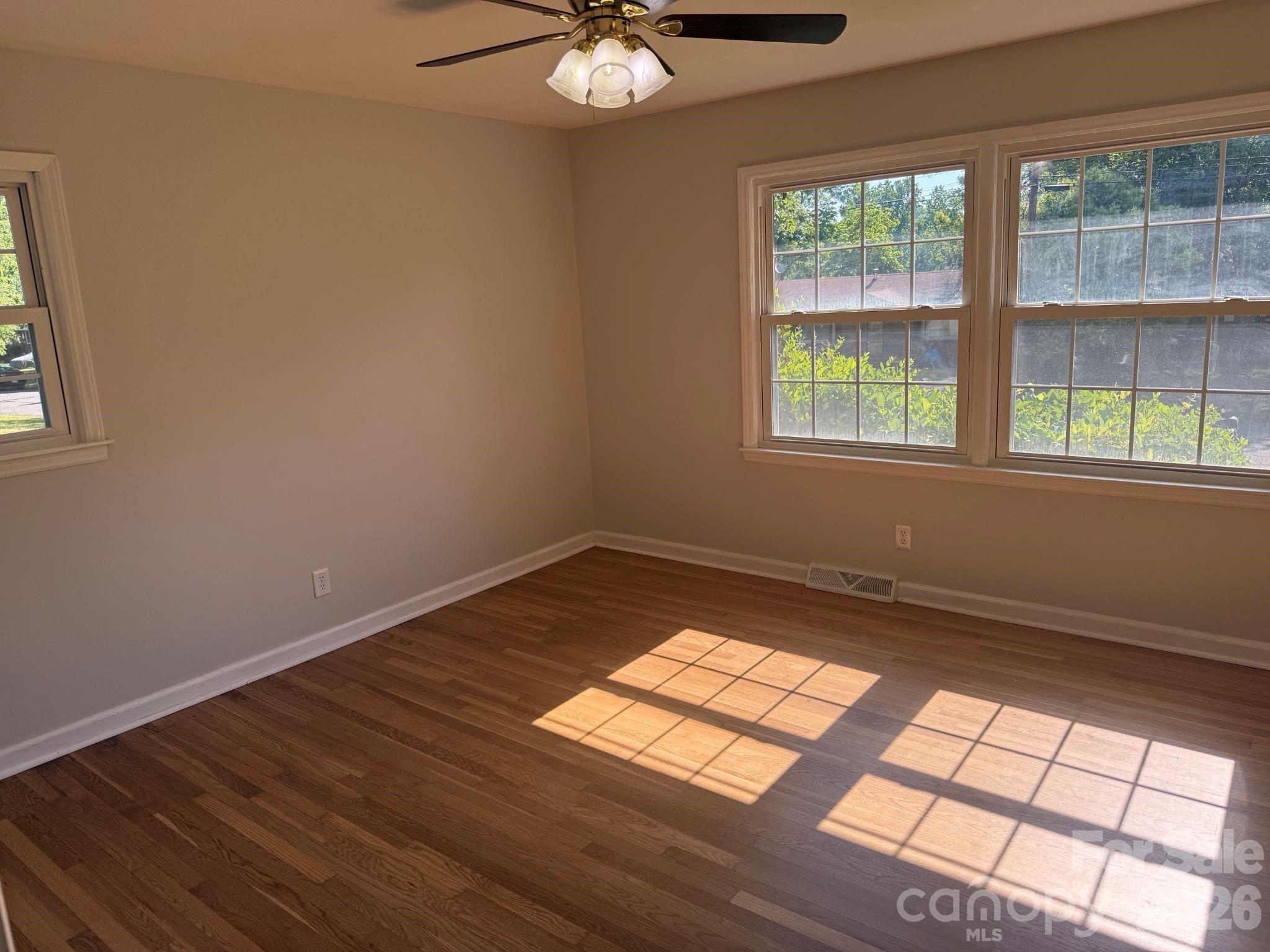917 Canterbury Court Gastonia NC 28052