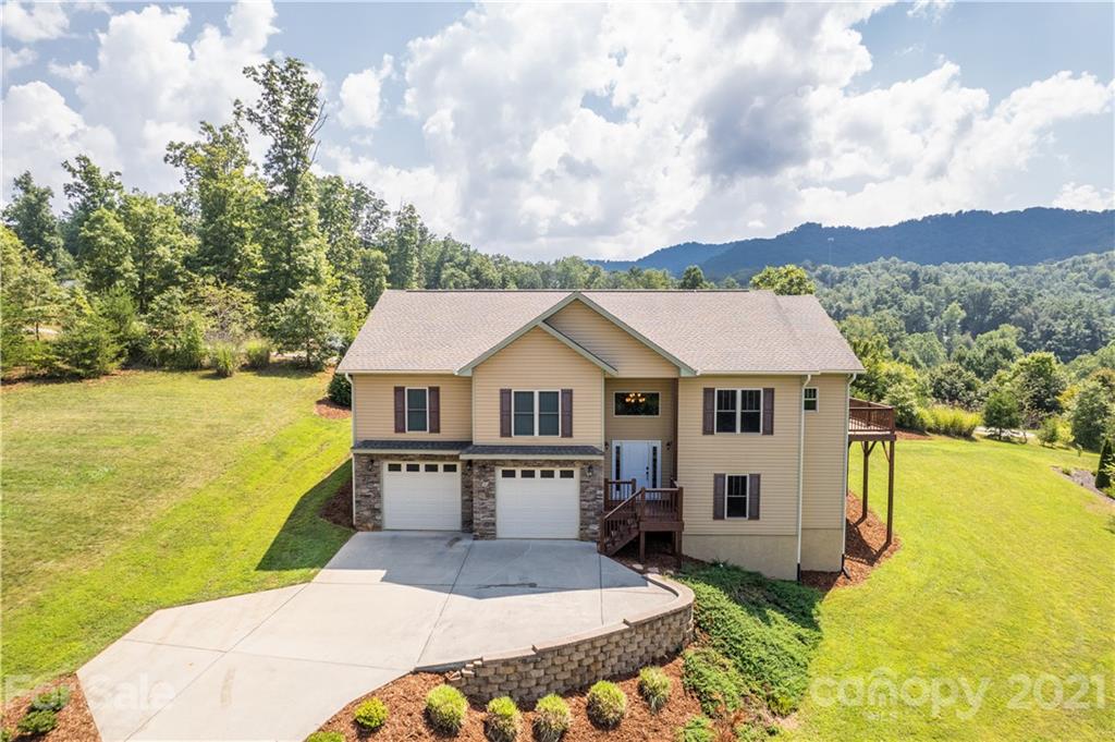 21 Lancaster Lane Weaverville NC 28787