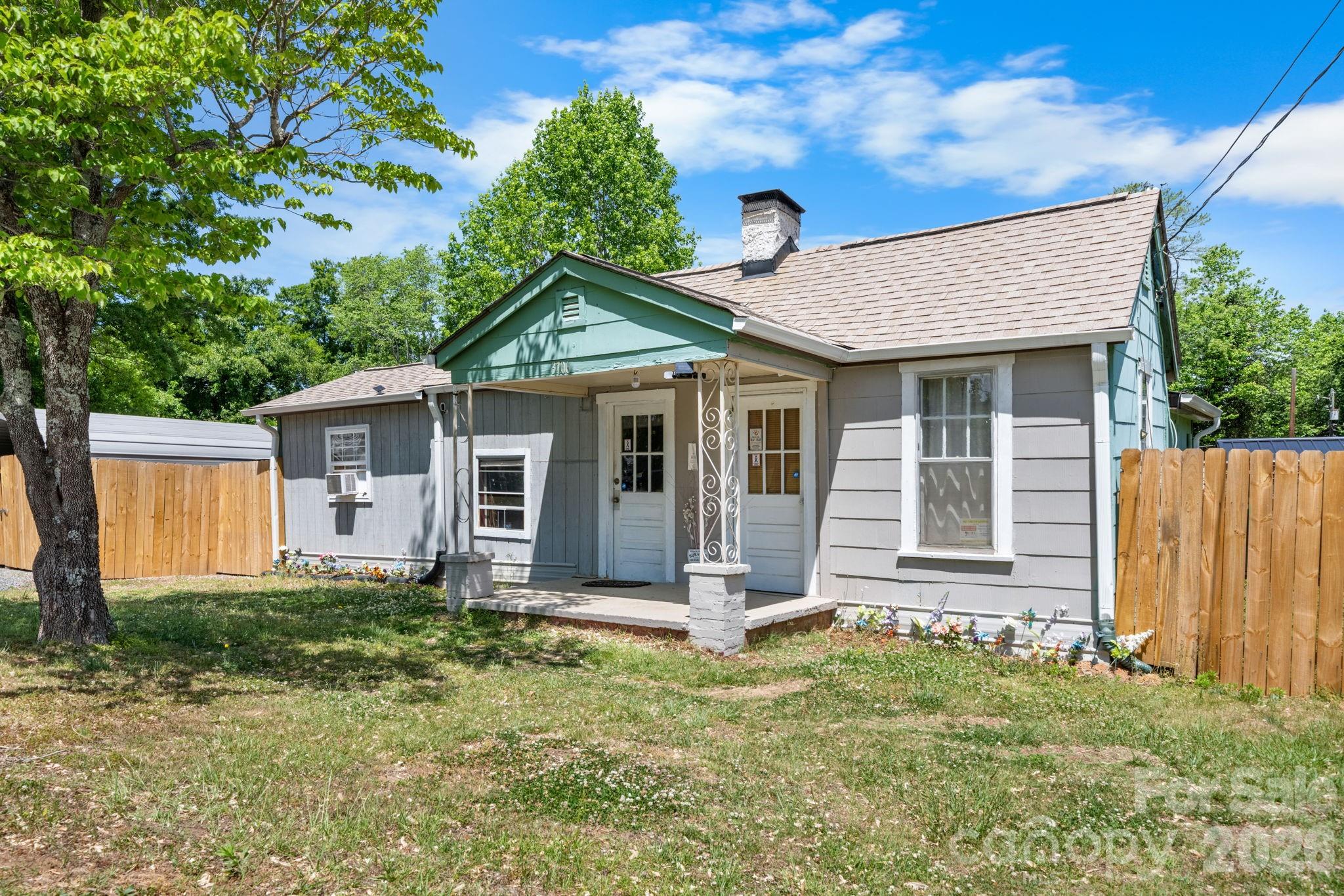 3706 2nd Avenue NW Hickory NC 28601