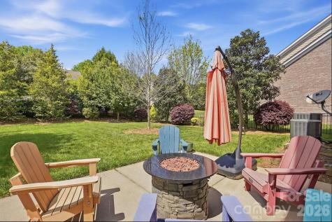 11416 Ashbourne Hall Road Charlotte NC 28277