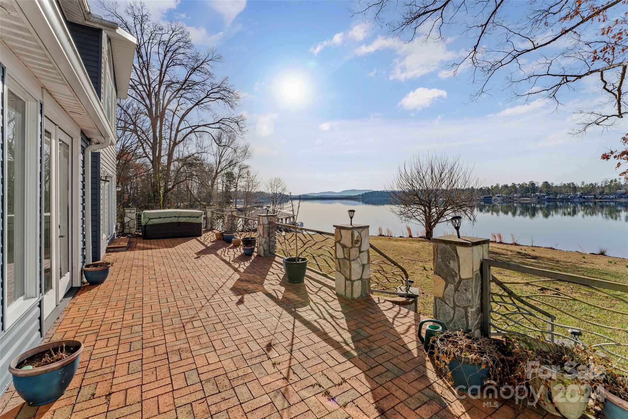 2302 East Point Road Nebo NC 28761