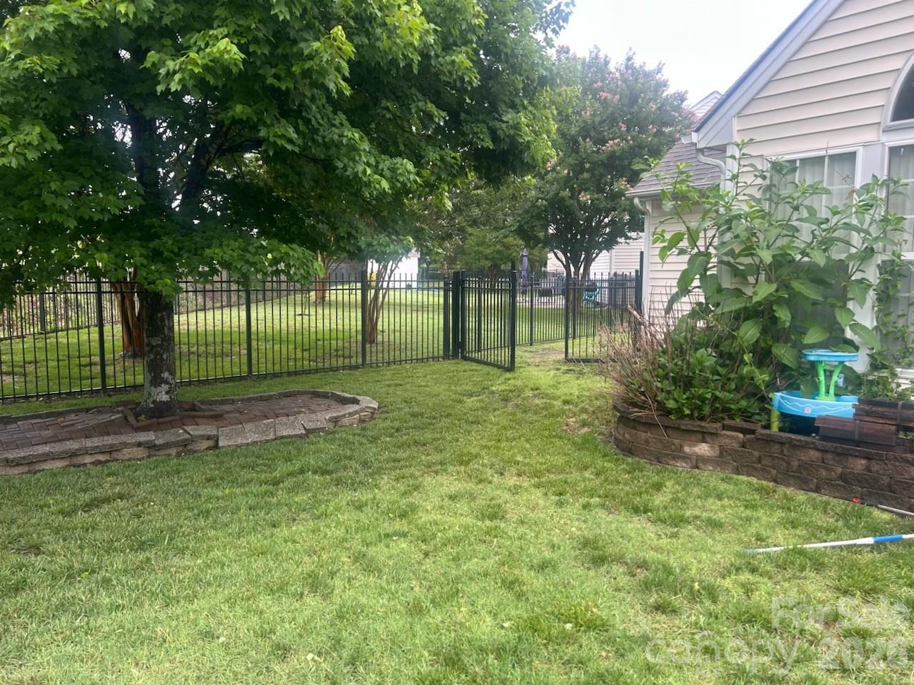 12610 Skymaster Court Charlotte NC 28278