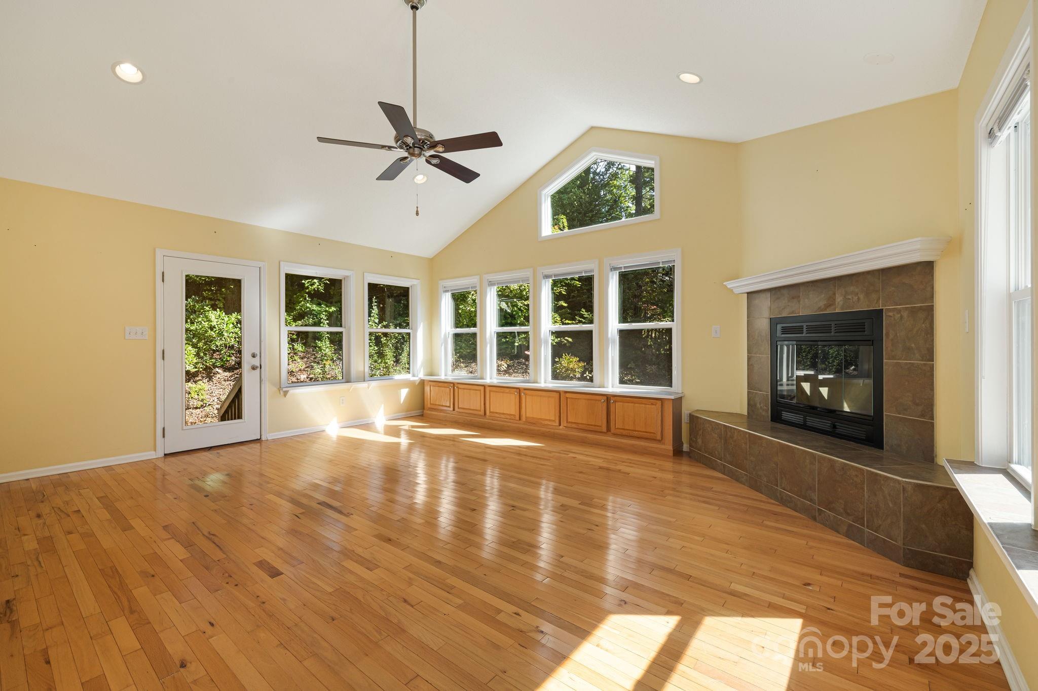 207 Christina Court Asheville NC 28806