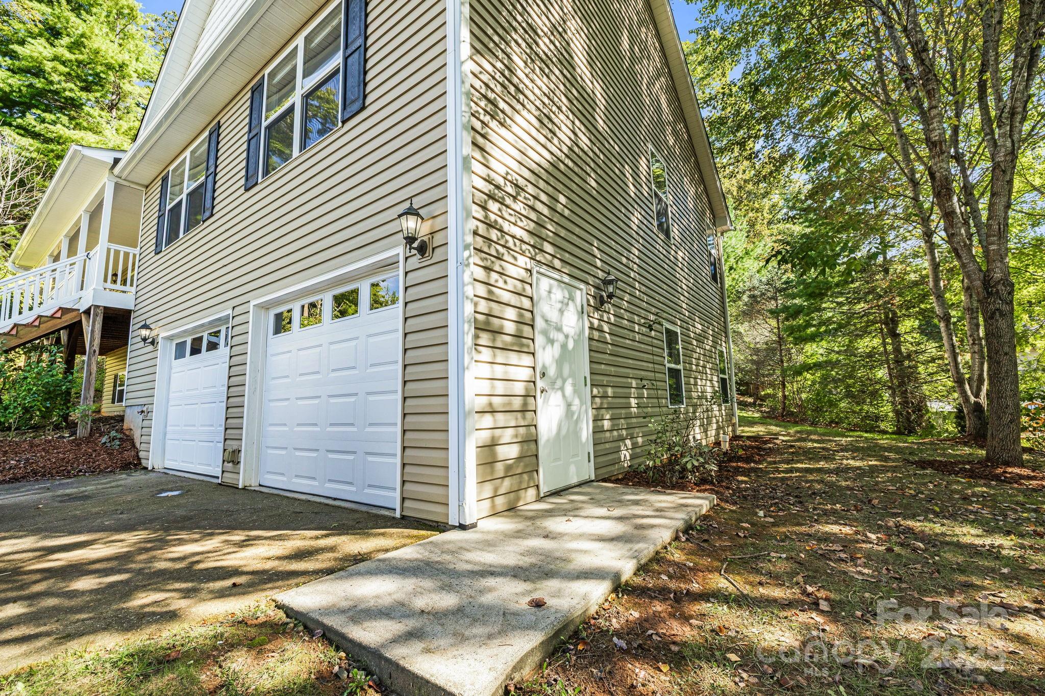 207 Christina Court Asheville NC 28806