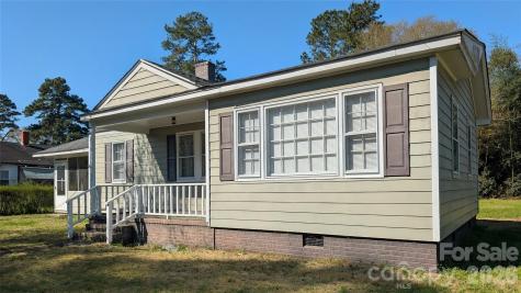 118 Brown Street Lake City SC 29560