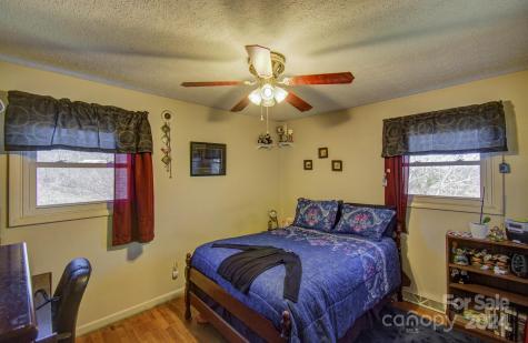 357 Deaverview Road Asheville NC 28806